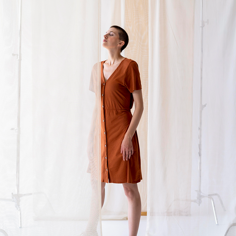 Less Is Stylish: The Rise of Minimalist Dress Designs